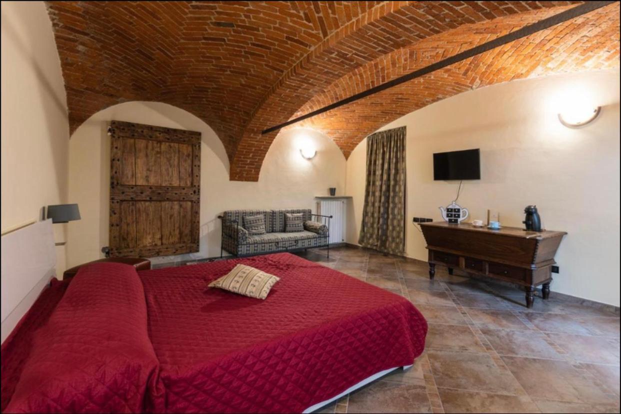 Certe Notti Langhe Bed & Breakfast Casa Furno Exterior photo